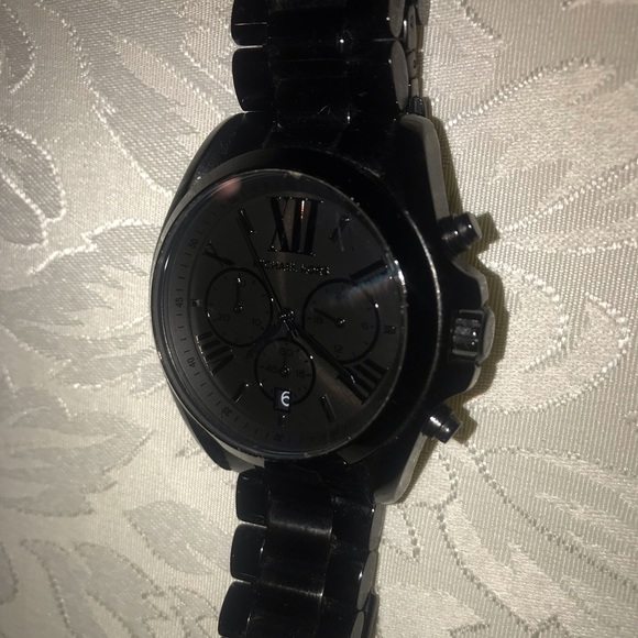 Michael Kors Black Watch - Picture 3 of 8